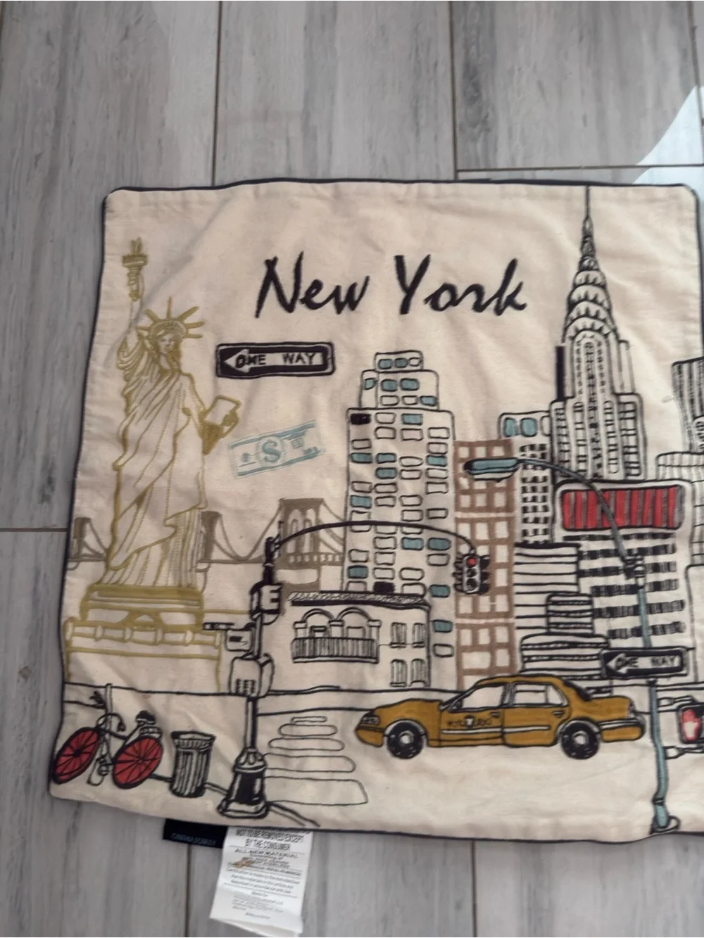 2 Cynthia Rowley London & NY City Escape Embroidered Pillow  Covers 19.5 by 19.5